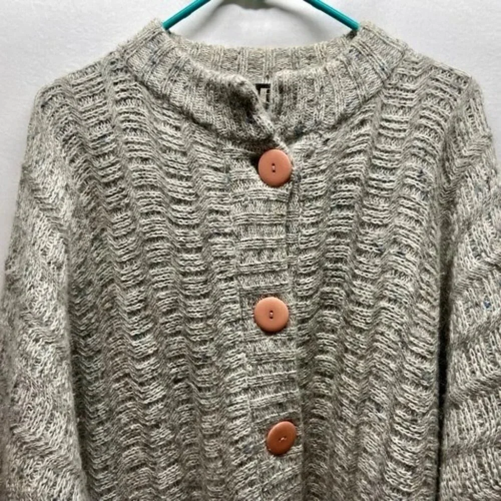 Vintage P.G.E. Mohair Wool Cardigan‎ Women's Medium Gray Ivory Chunky Knit NWOT